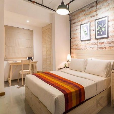 Blackout Boutique Hotel コロンボ エクステリア 写真