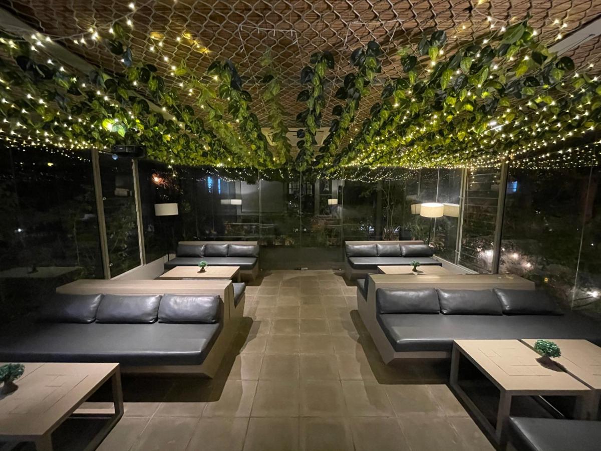 Blackout Boutique Hotel コロンボ エクステリア 写真